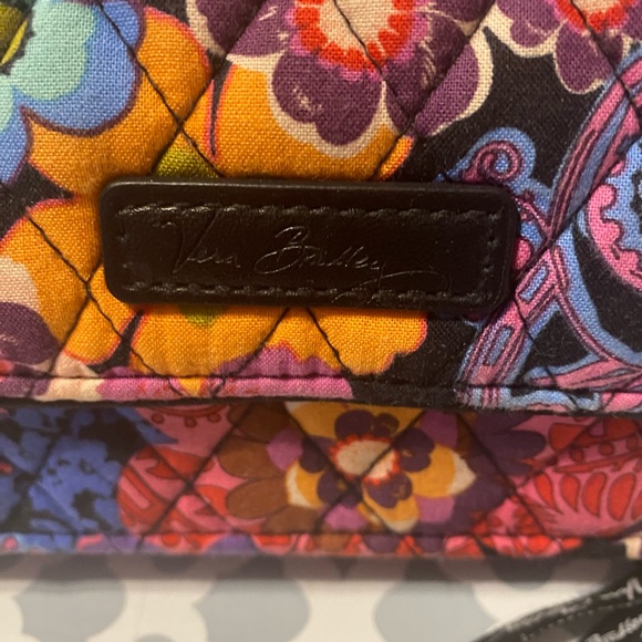 Vera bradley crossbody - Picture 2 of 10
